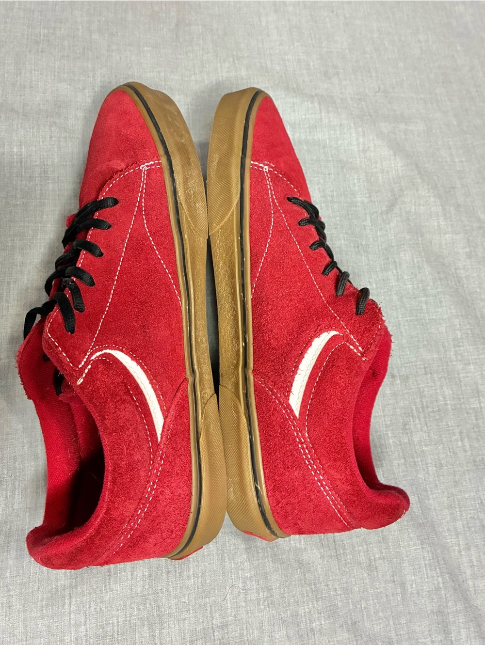 Vans Seldon Red Suede Low-Top Sneakers with Gum Sole Size 11 - Picture 6 of 10